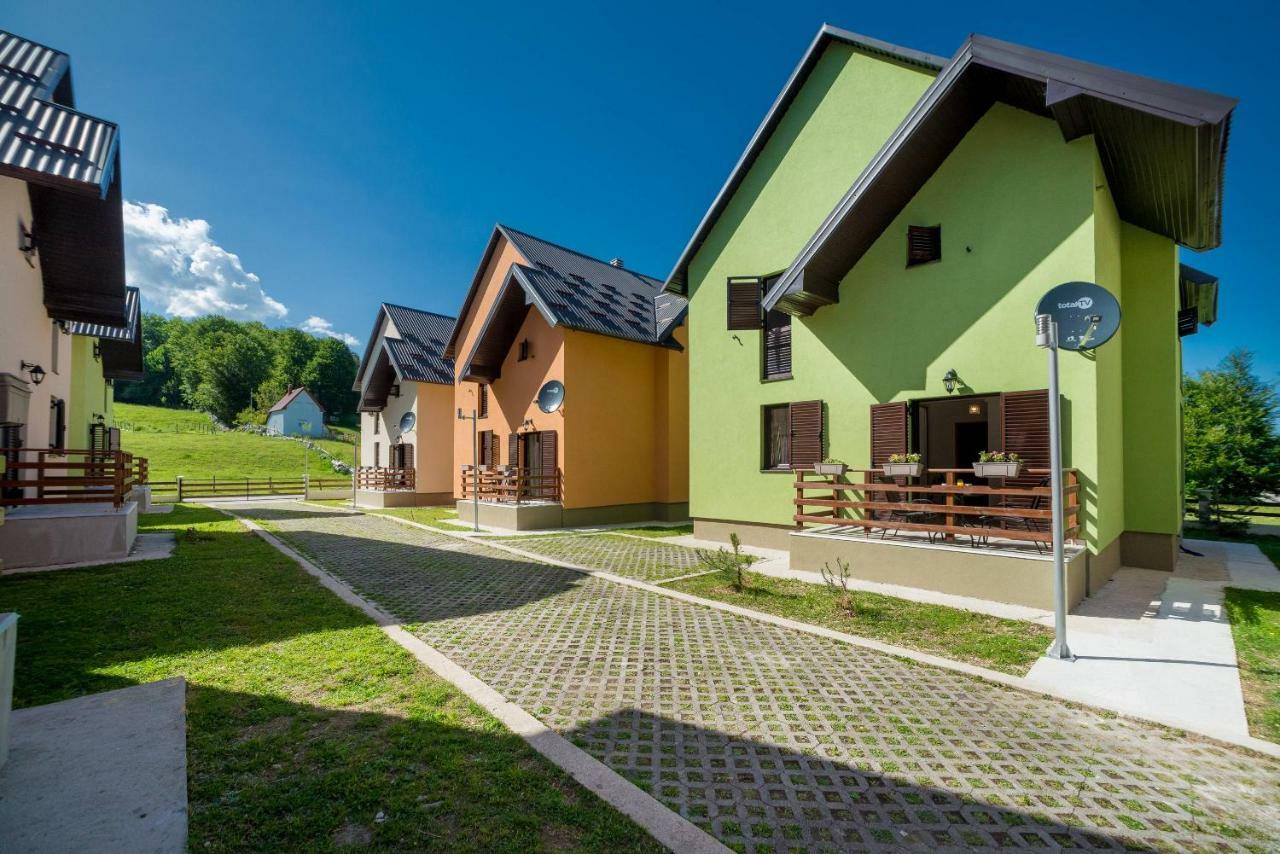 Soa Village Žabljak エクステリア 写真